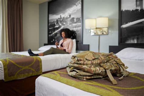 loews hotels military discount